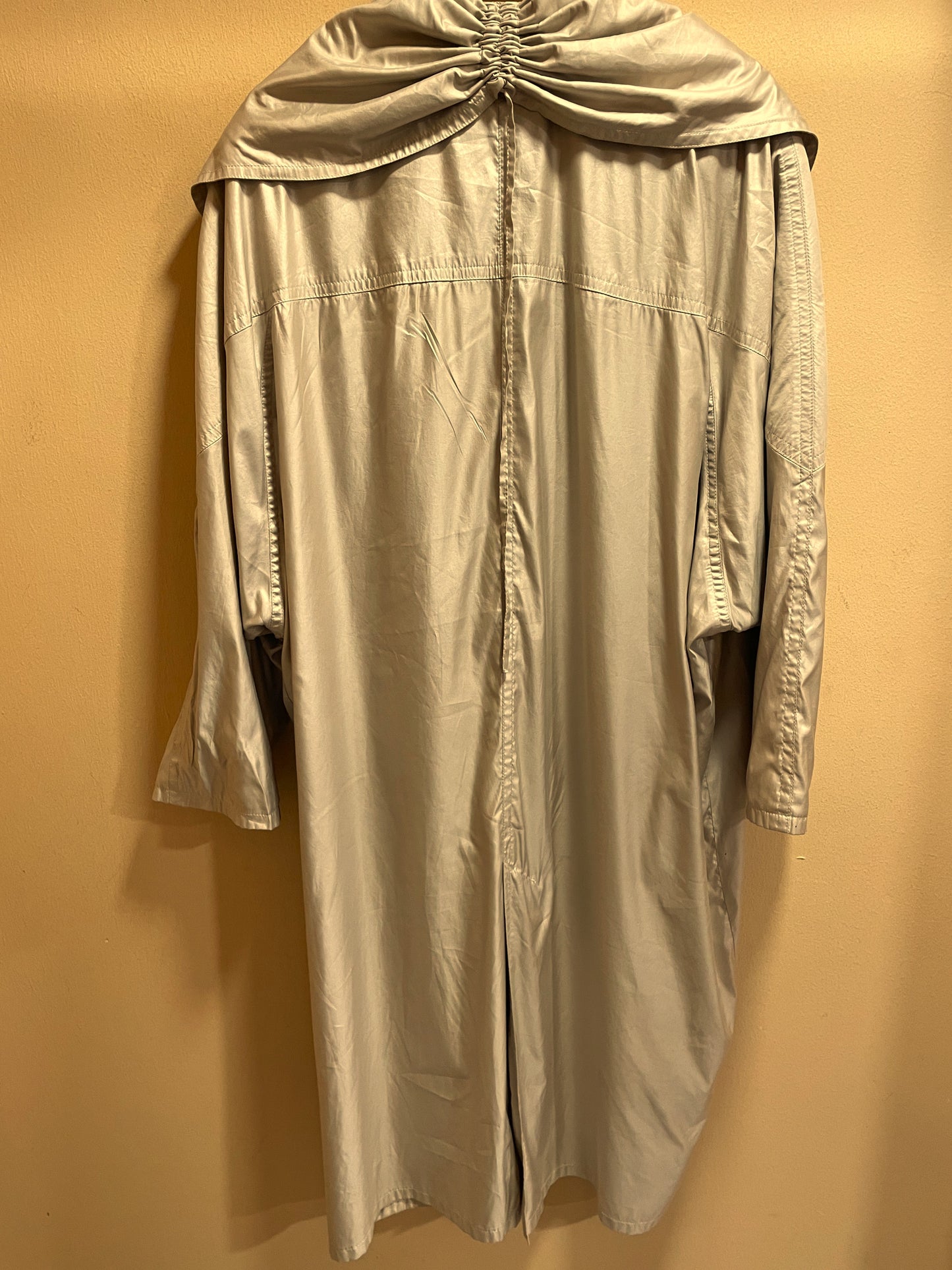 Vintage, Plus Size Γυναικεία Καπαρντίνα GIL BRET σε Παλ Χρυσό χρώμα (Kαλύπτει άνετα έως και 3XL/4XL)