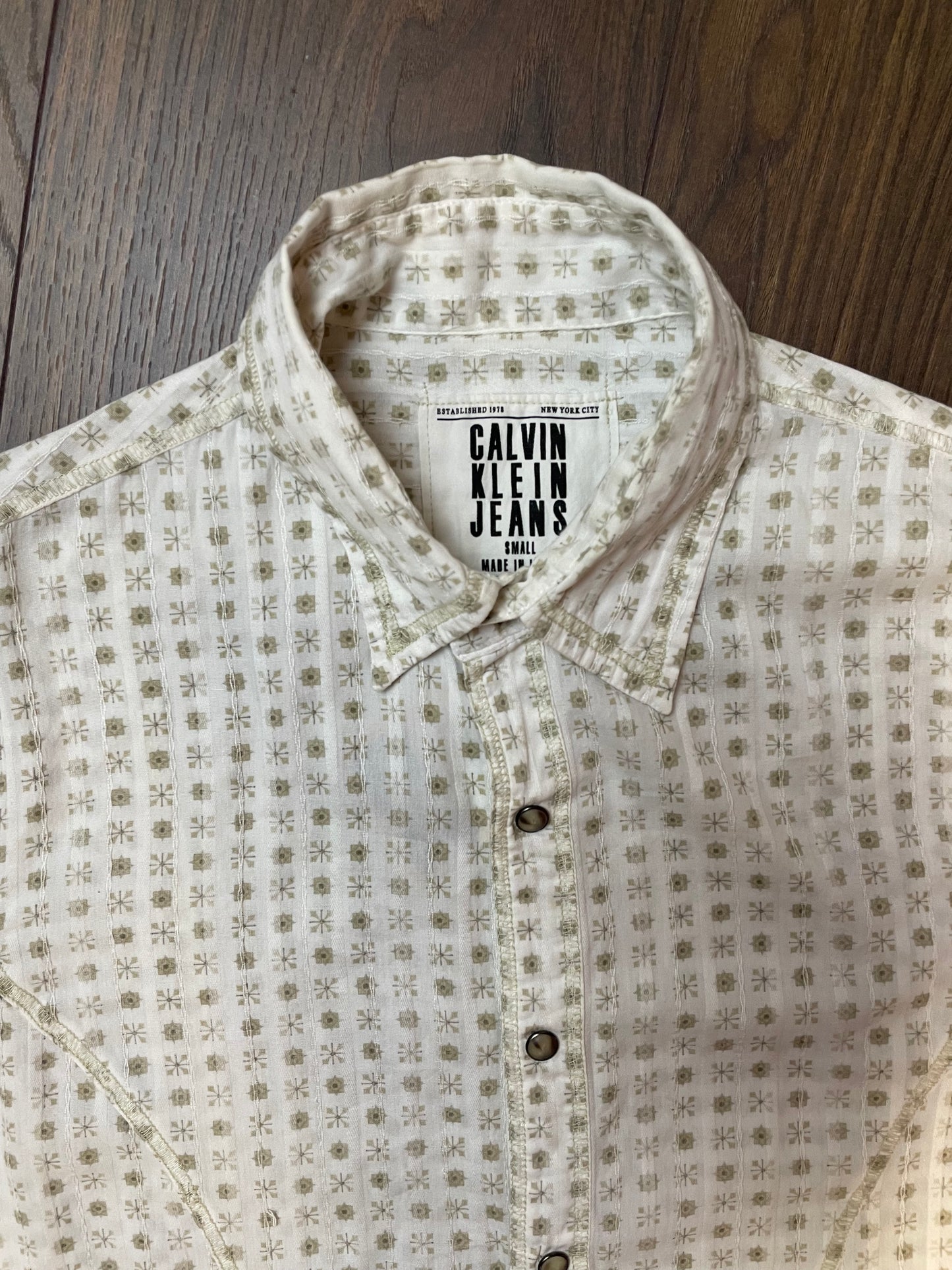 Εμπριμέ Ανδρικό Πουκάμισο CALVIN KLEIN σε Μπεζ χρώμα (Small)