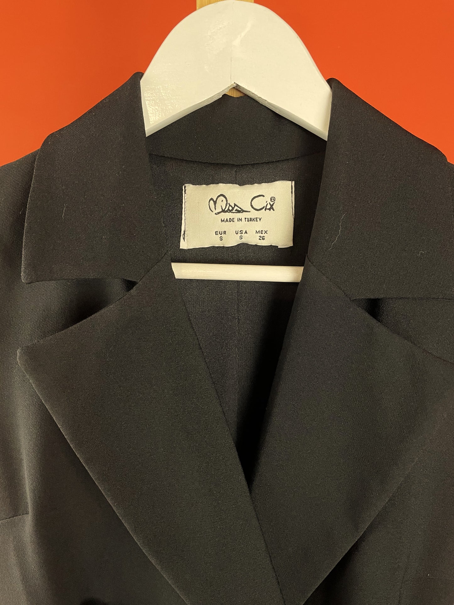 Αμάνικο Φόρεμα - Φάκελος με Κρόσσια MISS CIX σε Μαύρο χρώμα (XS)