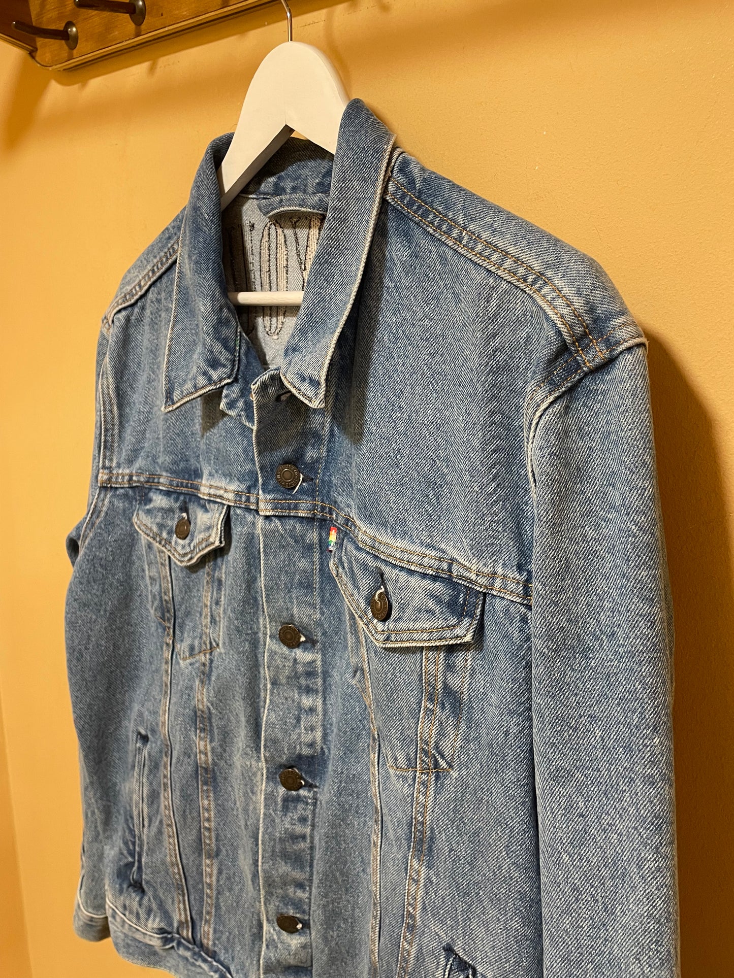 Ανδρικό Τζιν Τζάκετ LEVI'S σε Ξεθωριασμένο Denim (Medium)