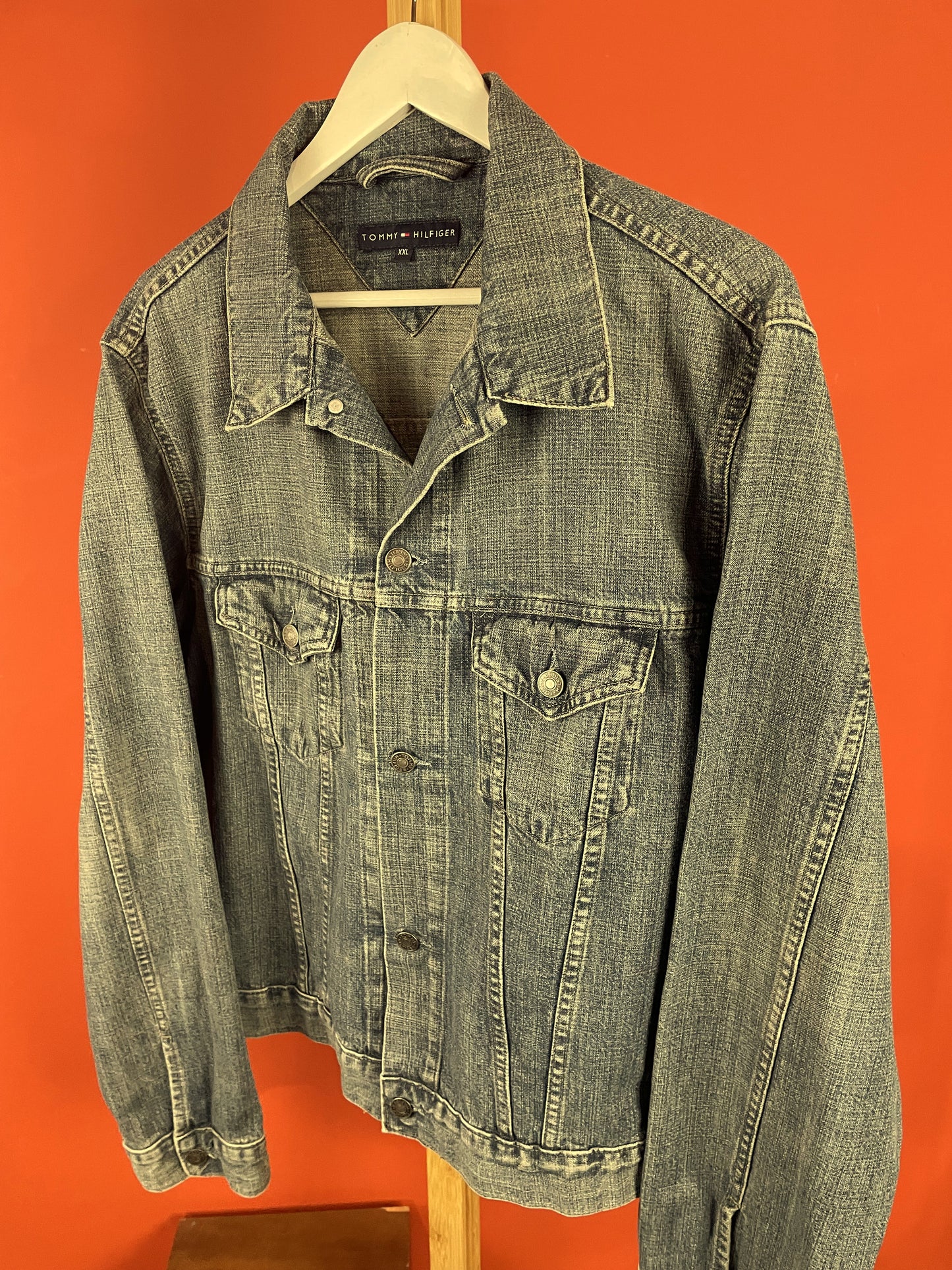 Ανδρικό Τζιν Τζάκετ TOMMY HILFIGER σε Ξεθωριασμένο Denim (Large)