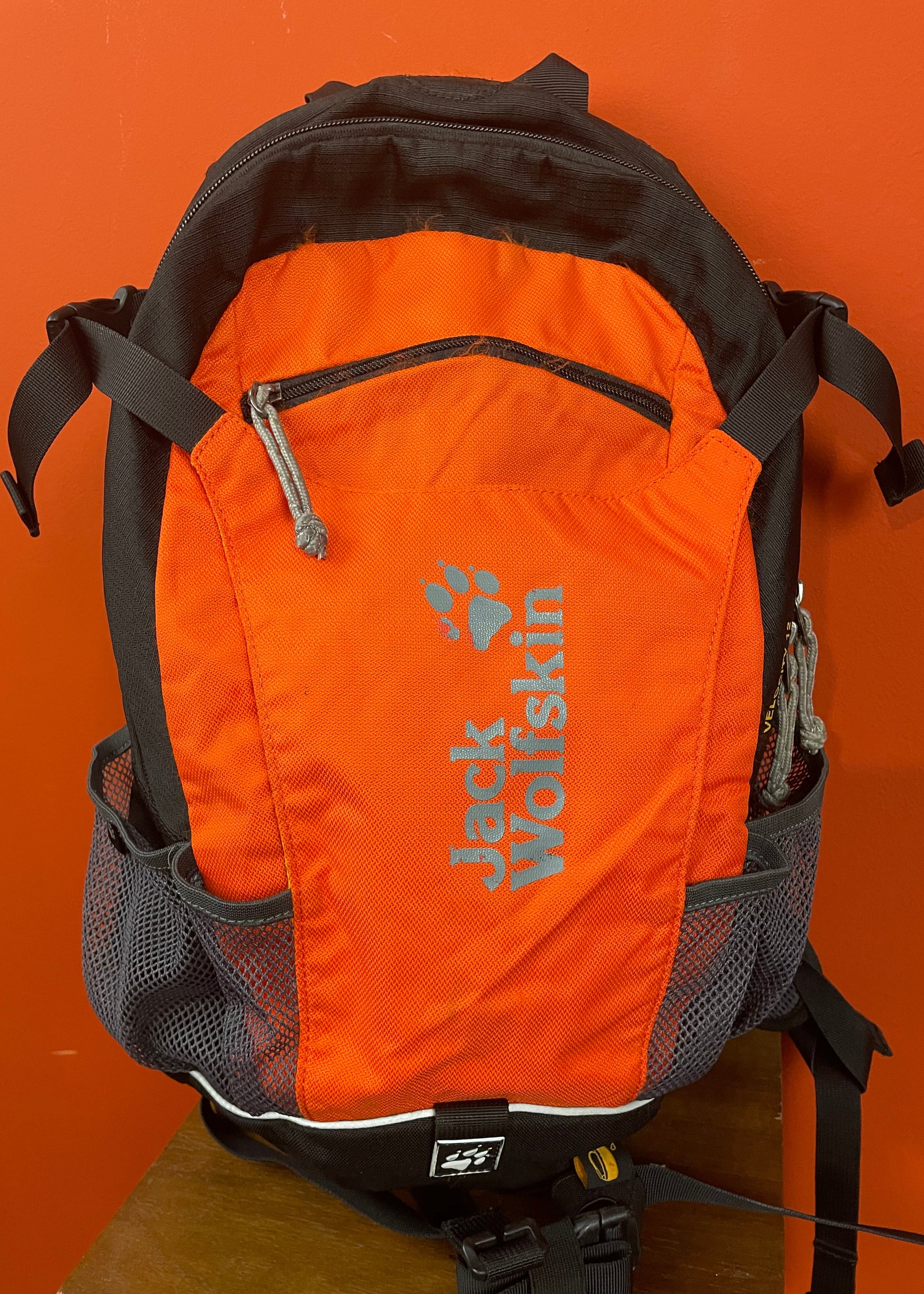 Backpack - Τσάντα JACK WOLFSKIN σε Μαύρο - Fluo Πορτοκαλί χρώμα