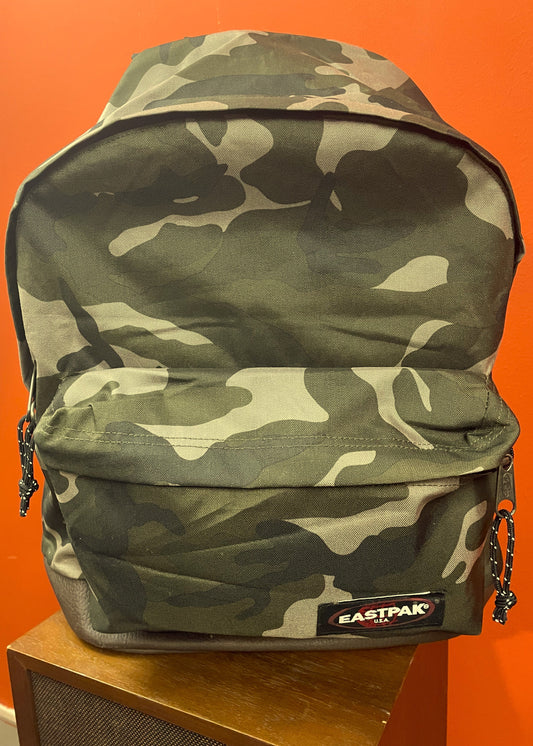 Army Backpack - Τσάντα Πλάτης με πάτο Δερματίνης EASTPACK σε Χακί χρώμα