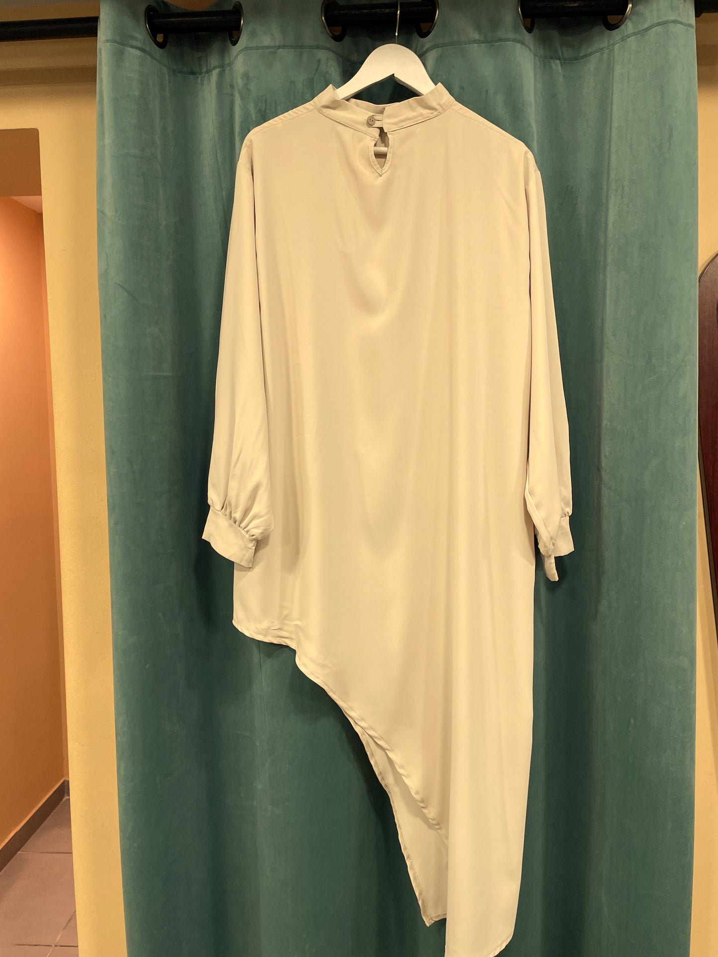 Χυτό Μπλουζοφόρεμα σε Μπεζ χρώμα (L/XL)