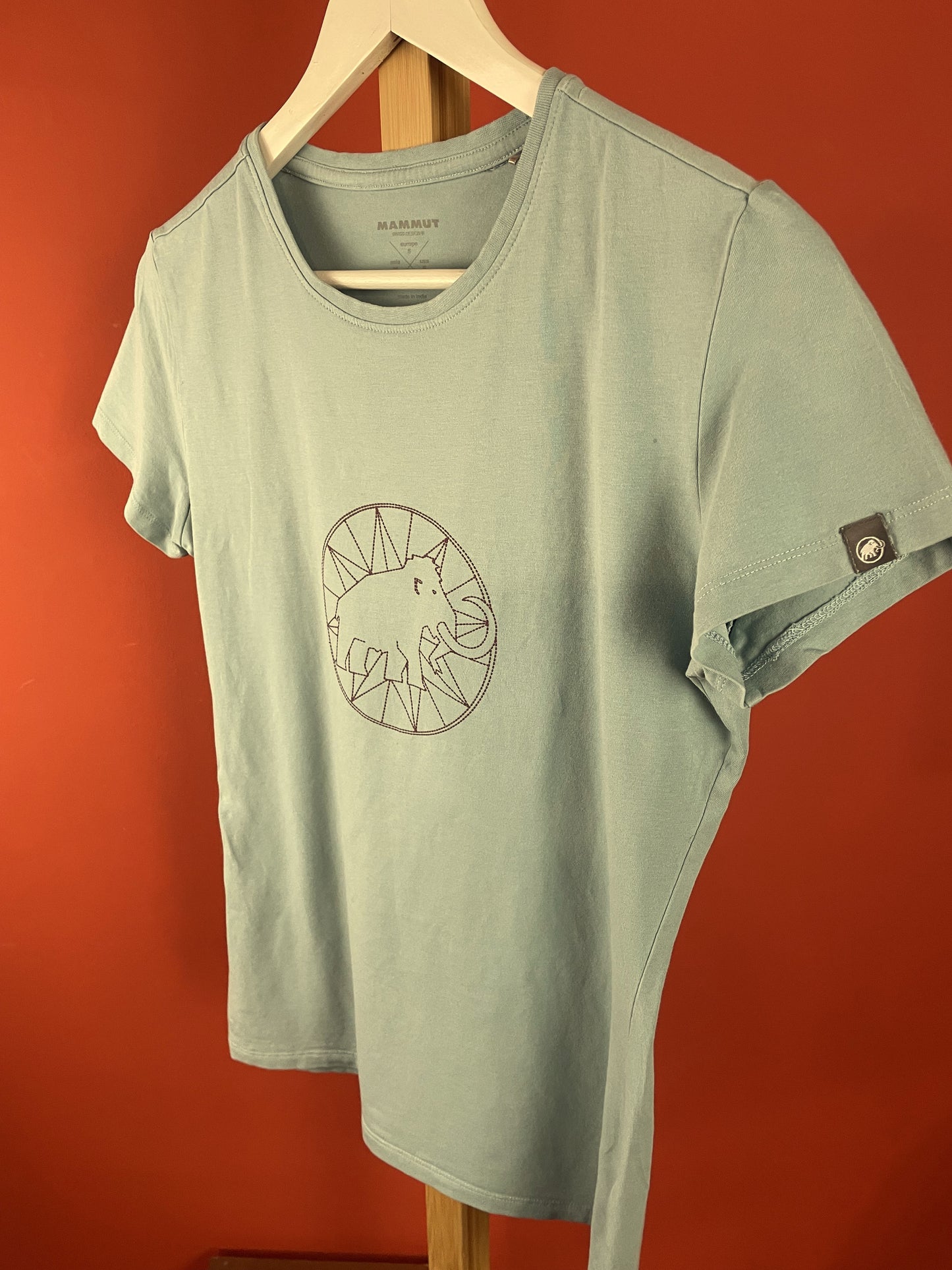 Γυναικείο T-Shirt MAMMUT σε Dirty Βεραμάν (Medium)