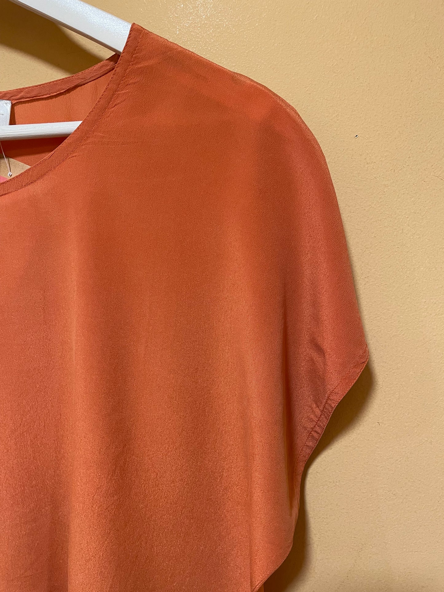 Μεταξωτή, Αμάνικη Γυναικεία Μπλούζα MAX MARA σε Ανοιχτό Κεραμιδί χρώμα (Large)