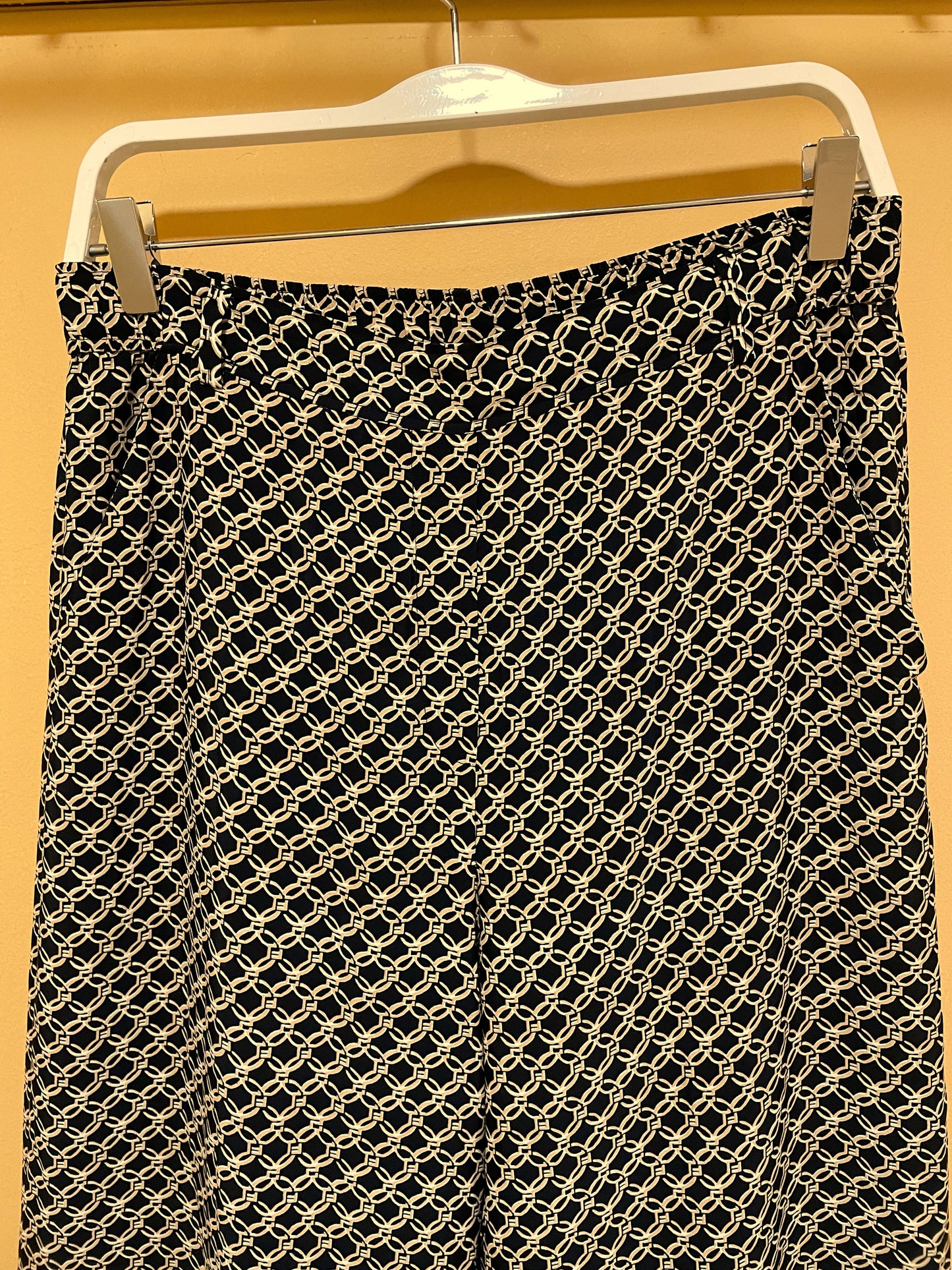 Εμπριμέ Γυναικεία Παντελόνα H&M σε Μαύρο - Καφέ χρώμα (42 (EUR) -L)