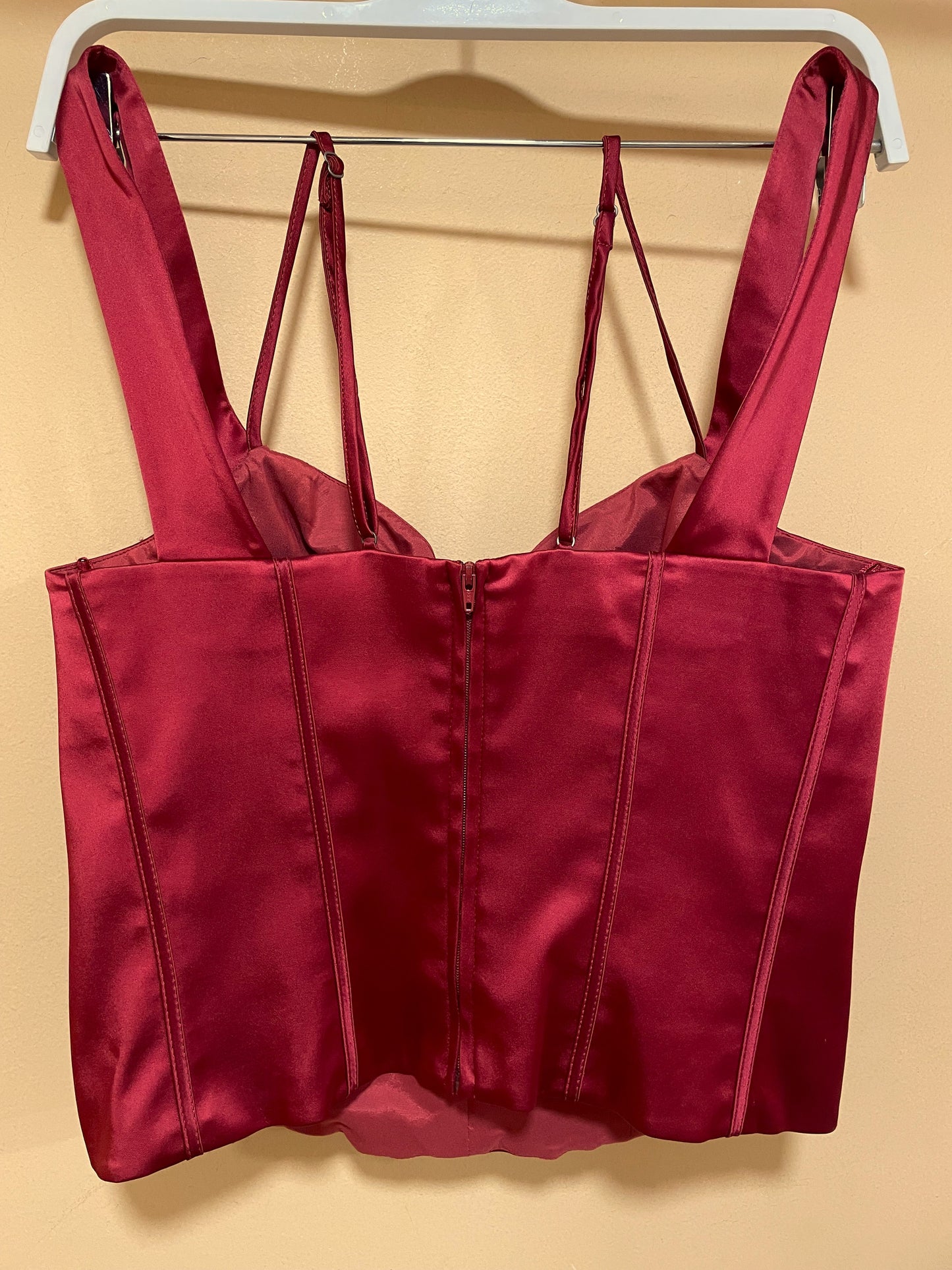 Σατέν Τοπ / Κορσές LAUREL σε Κόκκινο του Κρασιού (No 38)