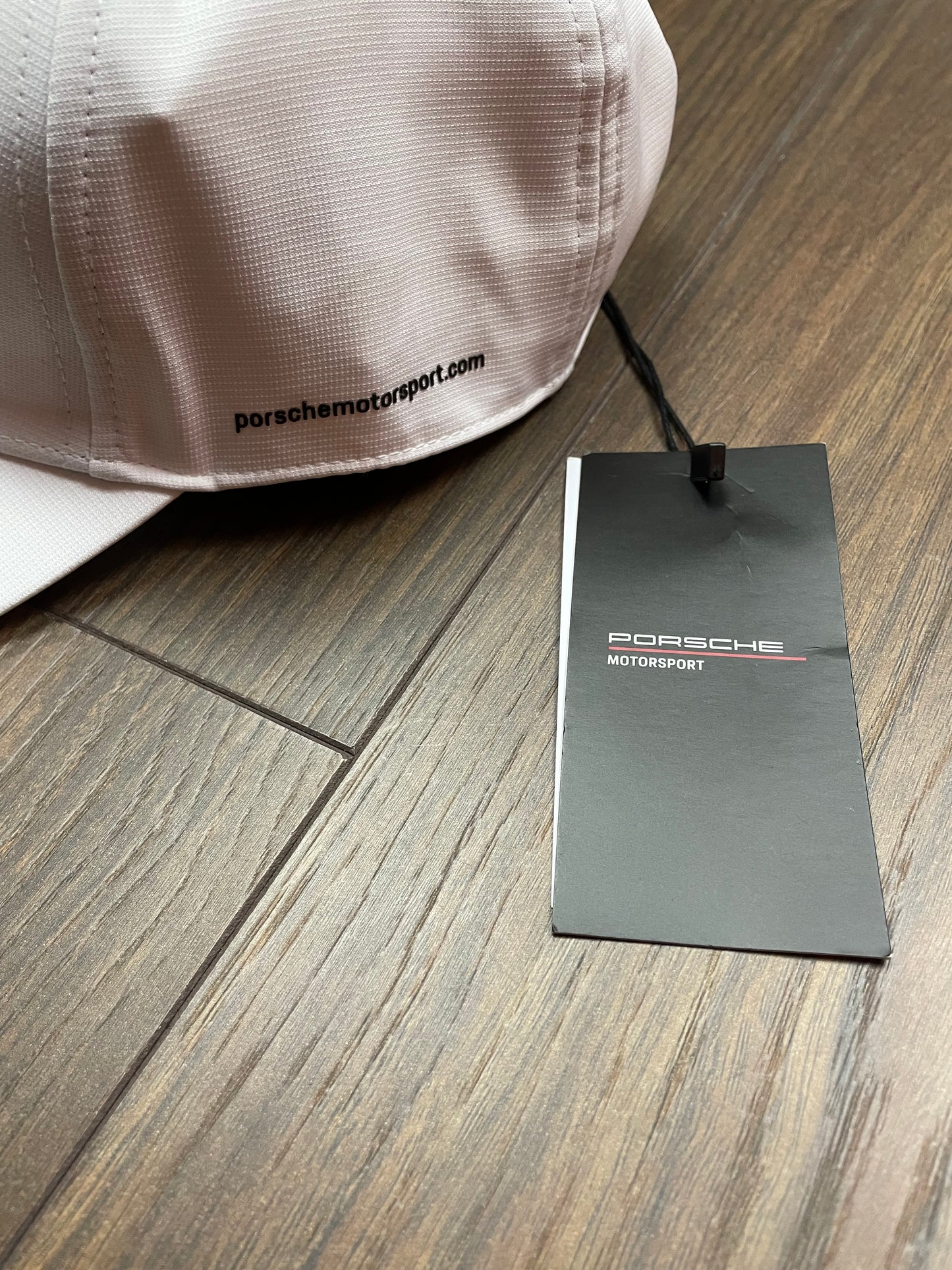 UNIQUE ITEM: Stock Καπέλο / Τζόκεϊ PORSCHE MOTORSPORT