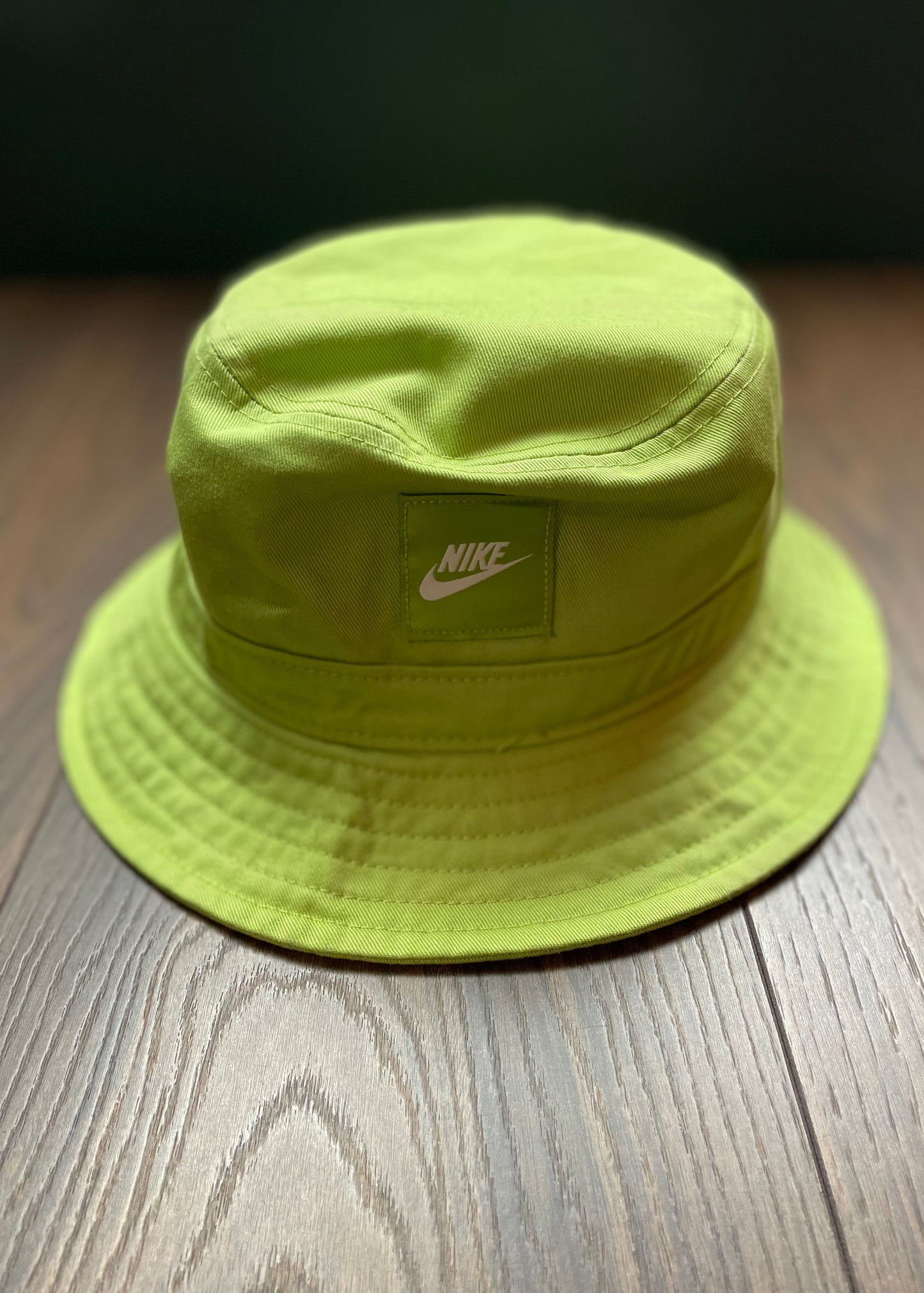 Καπέλο Bucket NIKE σε Λαχανί χρώμα (M/L)