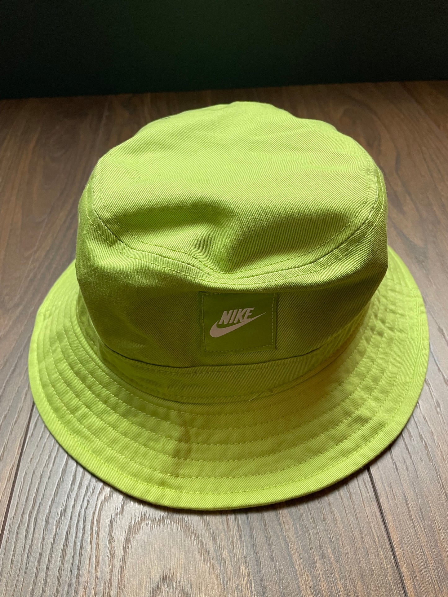 Καπέλο Bucket NIKE σε Λαχανί χρώμα (M/L)