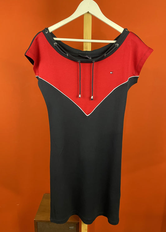 Casual Φόρεμα TOMMY HILFIGER σε Σκούρο Μπλε / Κόκκινο χρώμα (Άνετο M)