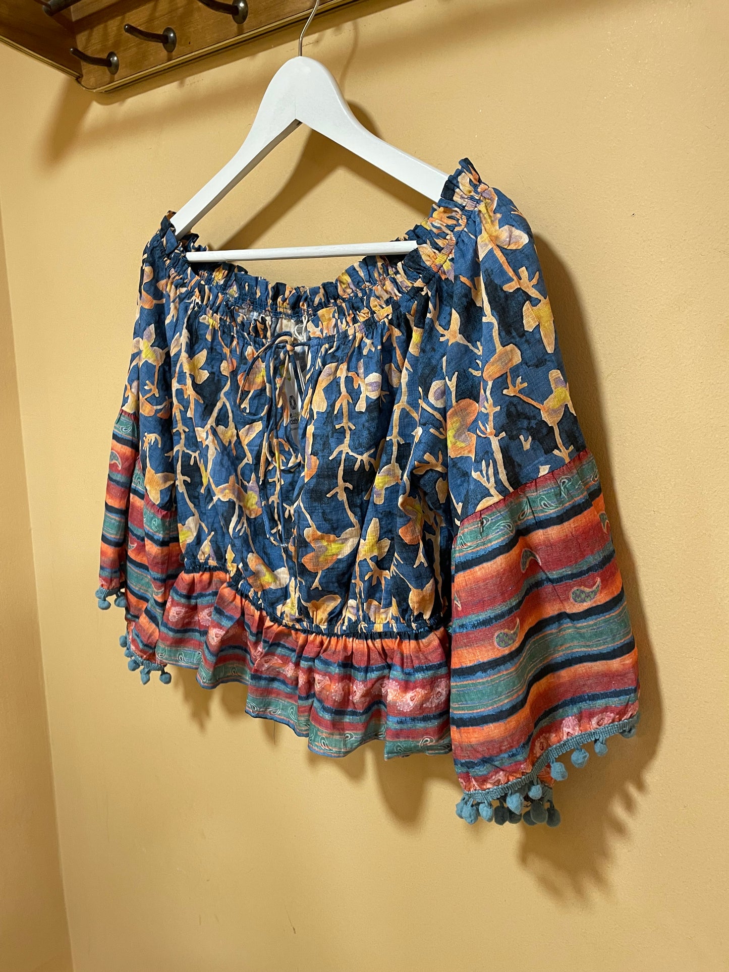 Stock, Ιταλική, Γυναικεία Μπλούζα / Τοπ DE ROYAL με Σούρες σε Παστέλ χρώματα (Medium)