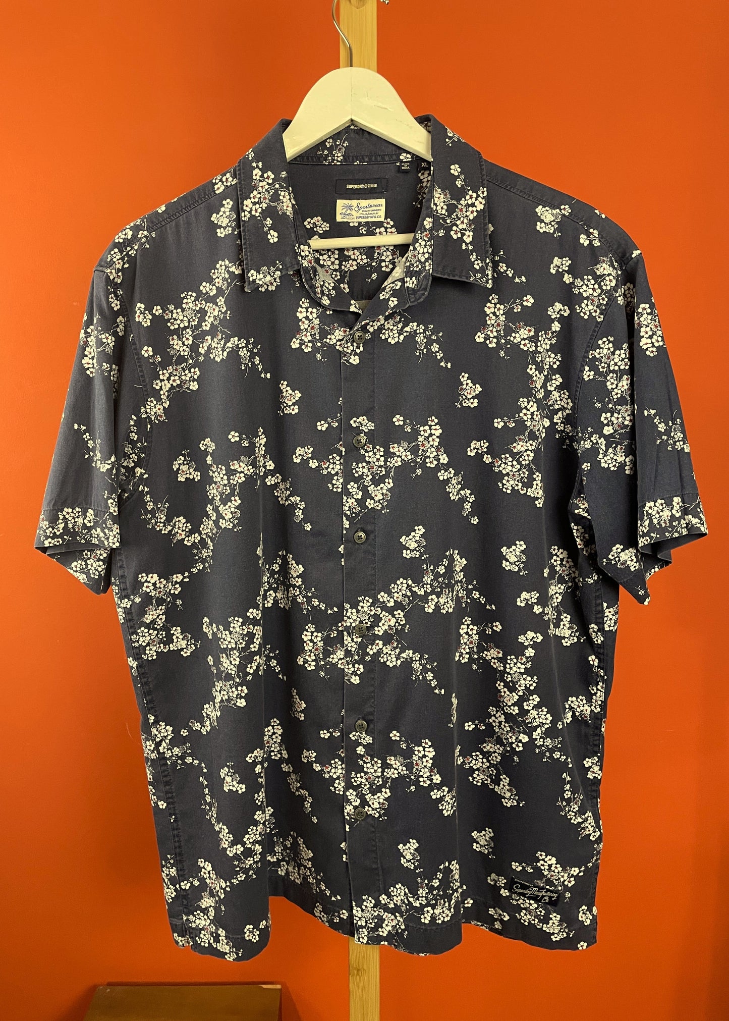 Hawaiian Style Πουκάμισο SUPERDRY σε Σκούρο Μπλε χρώμα (ΑΝΔΡΙΚΟ: L - ΓΥΝΑΙΚΕΙΟ: XL)