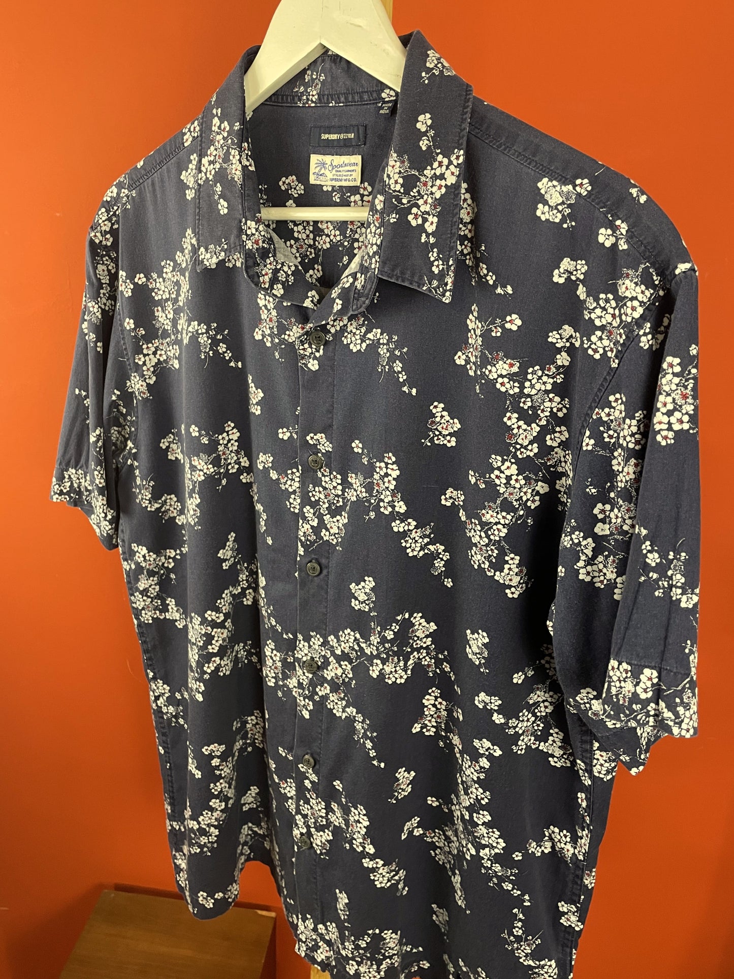 Hawaiian Style Πουκάμισο SUPERDRY σε Σκούρο Μπλε χρώμα (ΑΝΔΡΙΚΟ: L - ΓΥΝΑΙΚΕΙΟ: XL)
