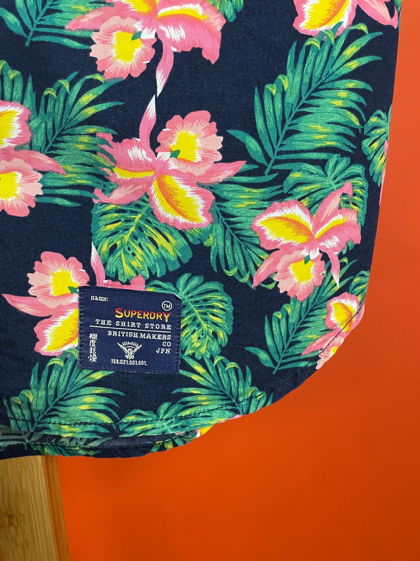 Hawaiian Style Πουκάμισο SUPERDRY σε Σκούρο Μπλε χρώμα (ΑΝΔΡΙΚΟ: M - ΓΥΝΑΙΚΕΙΟ: L)