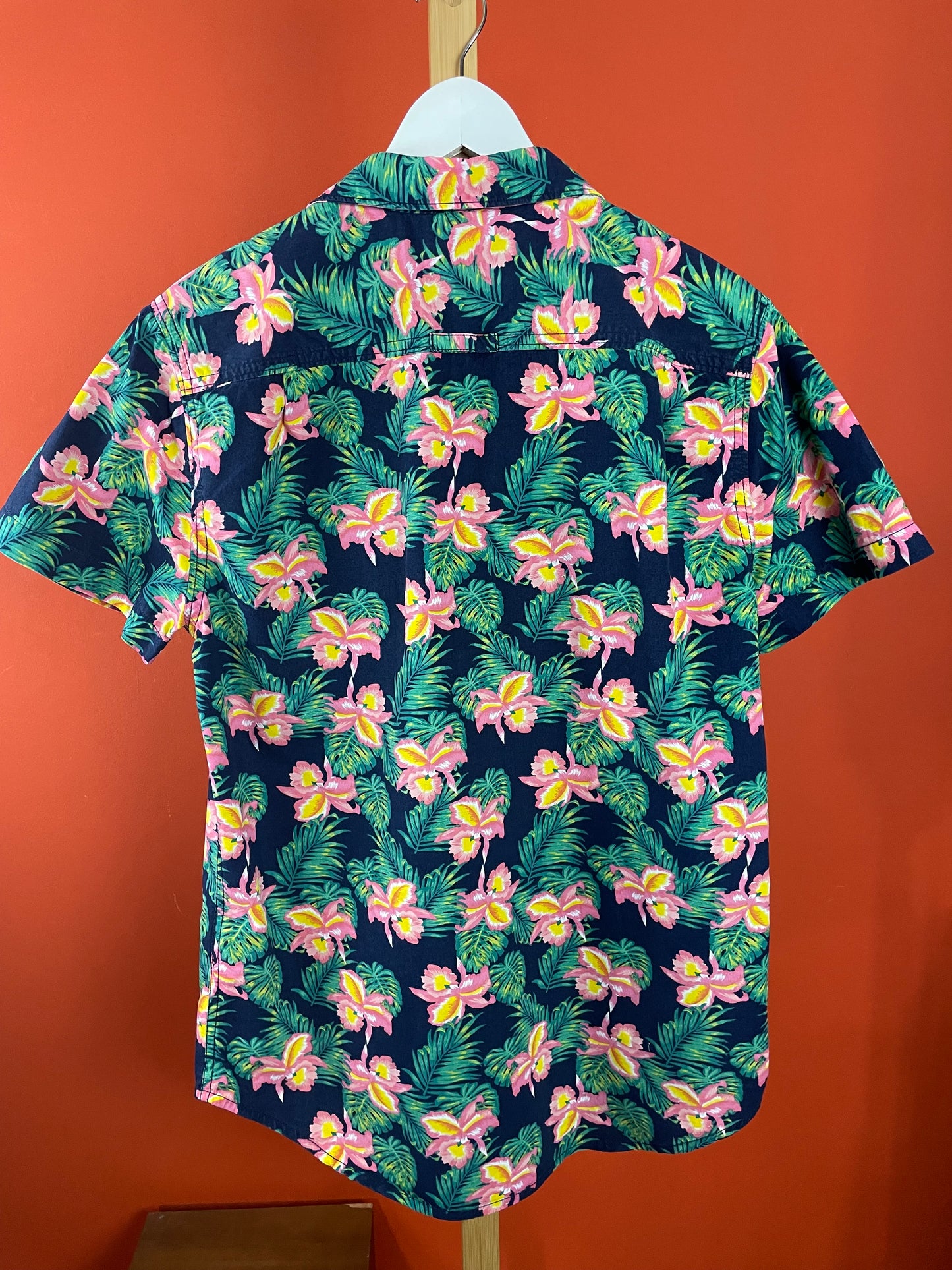 Hawaiian Style Πουκάμισο SUPERDRY σε Σκούρο Μπλε χρώμα (ΑΝΔΡΙΚΟ: M - ΓΥΝΑΙΚΕΙΟ: L)