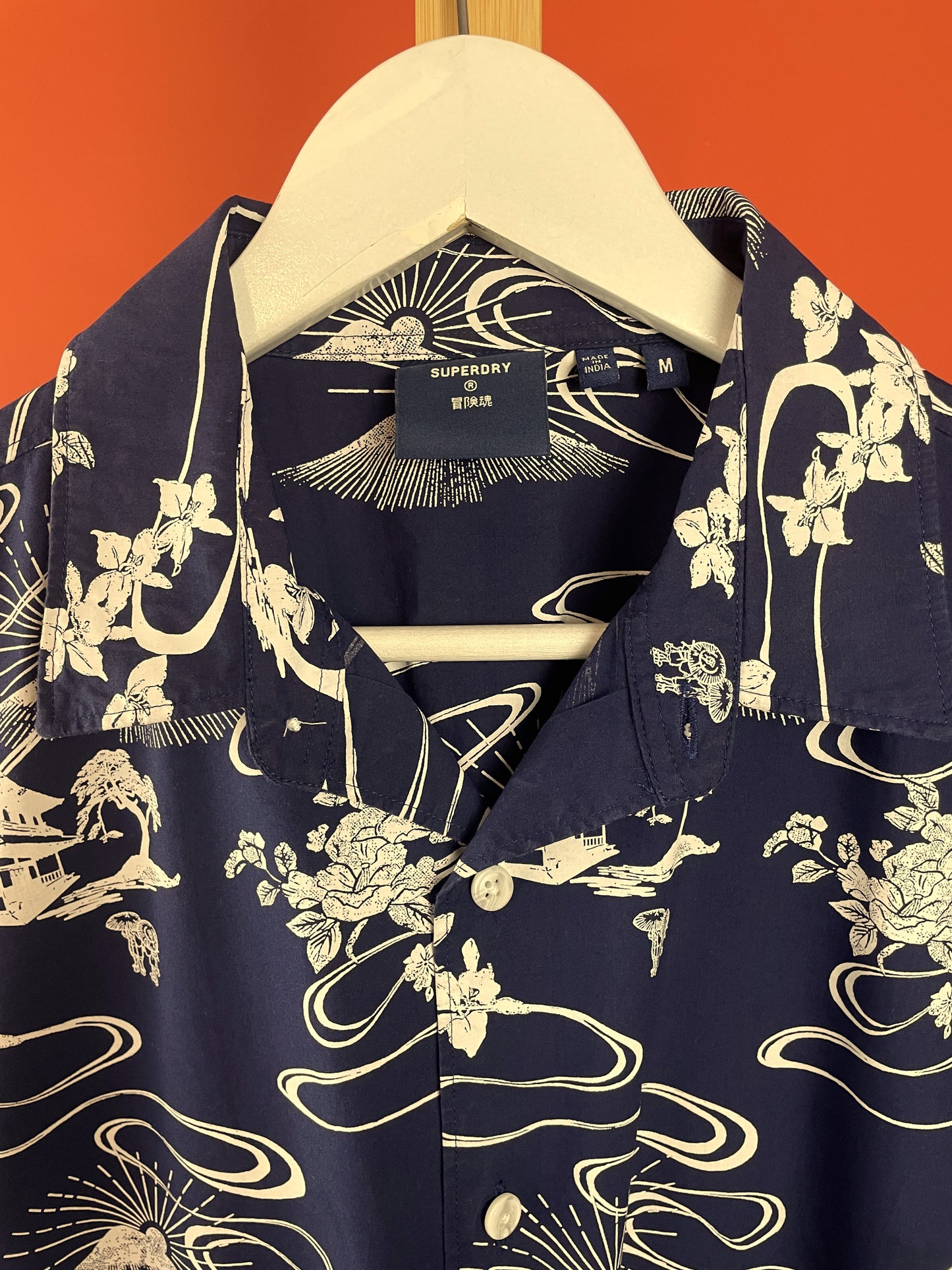 Hawaiian Style Πουκάμισο SUPERDRY σε Σκούρο Μπλε χρώμα (ΑΝΔΡΙΚΟ: S - ΓΥΝΑΙΚΕΙΟ: M)