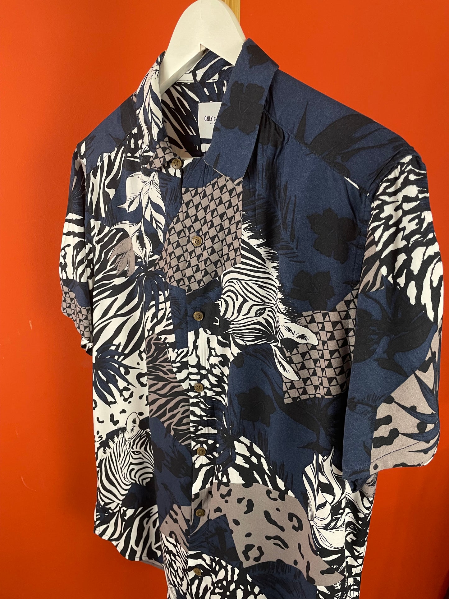 Hawaiian Style Πουκάμισο ONLY & SONS σε Σκούρο Μπλε χρώμα (ΑΝΔΡΙΚΟ: S - ΓΥΝΑΙΚΕΙΟ: M)
