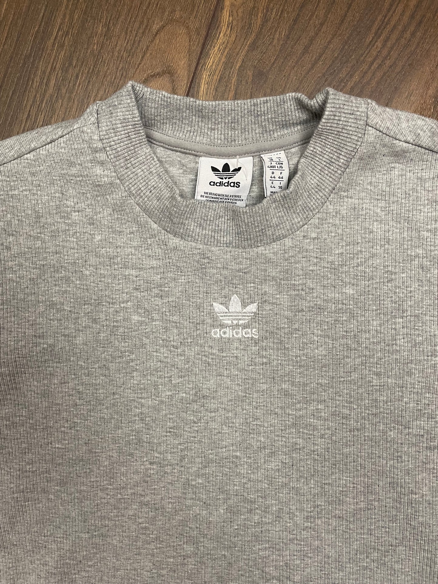 Αθλητική Γυναικεία Μπλούζα - T-Shirt ADIDAS σε Γκρι Χρώμα (M/L)