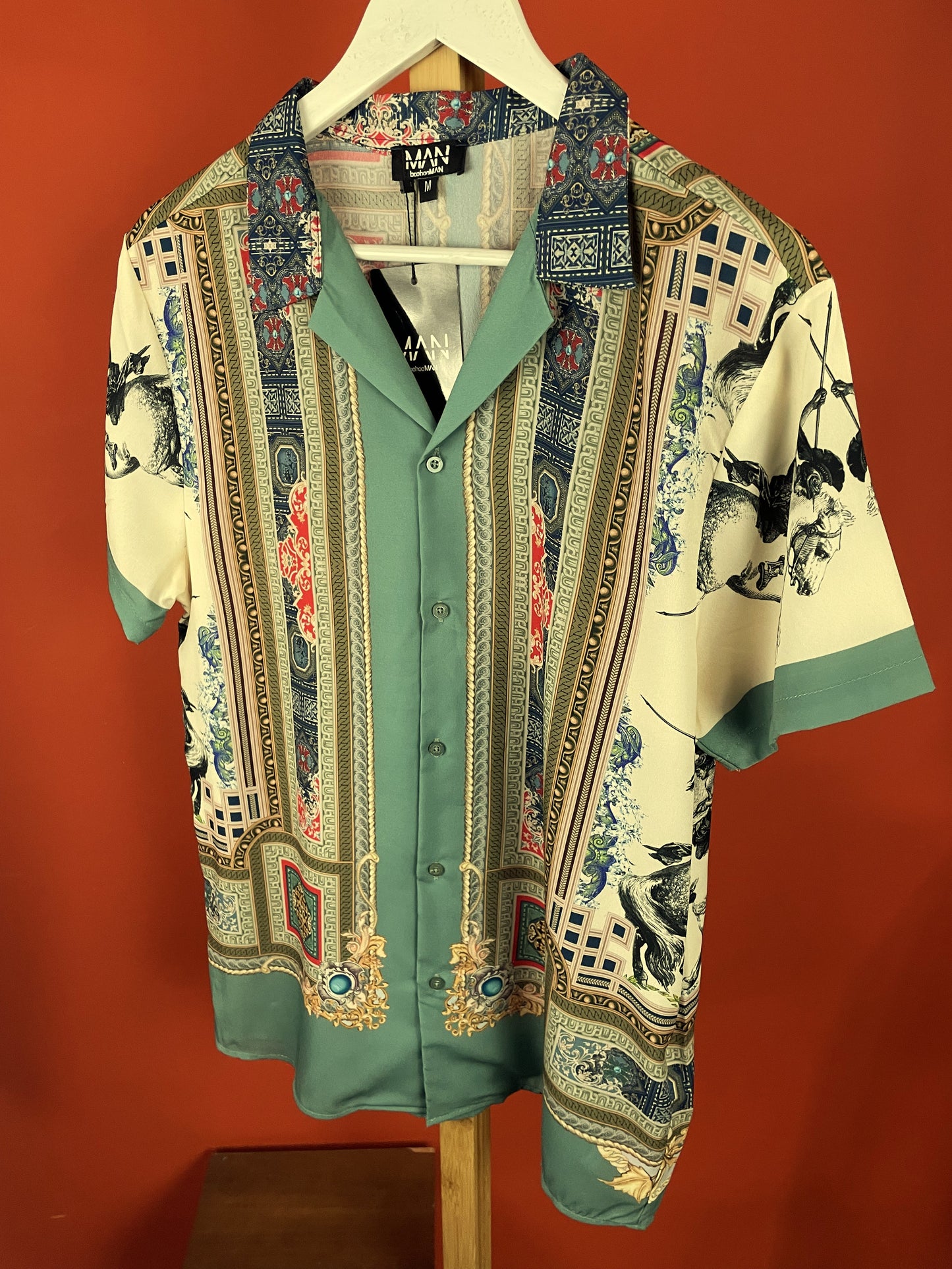 Stock, Hawaiian Style Πουκάμισο BOOHOO σε Πράσινα - Μπεζ χρώματα (ΑΝΔΡΑΣ: S - ΓΥΝΑΙΚΑ : M)