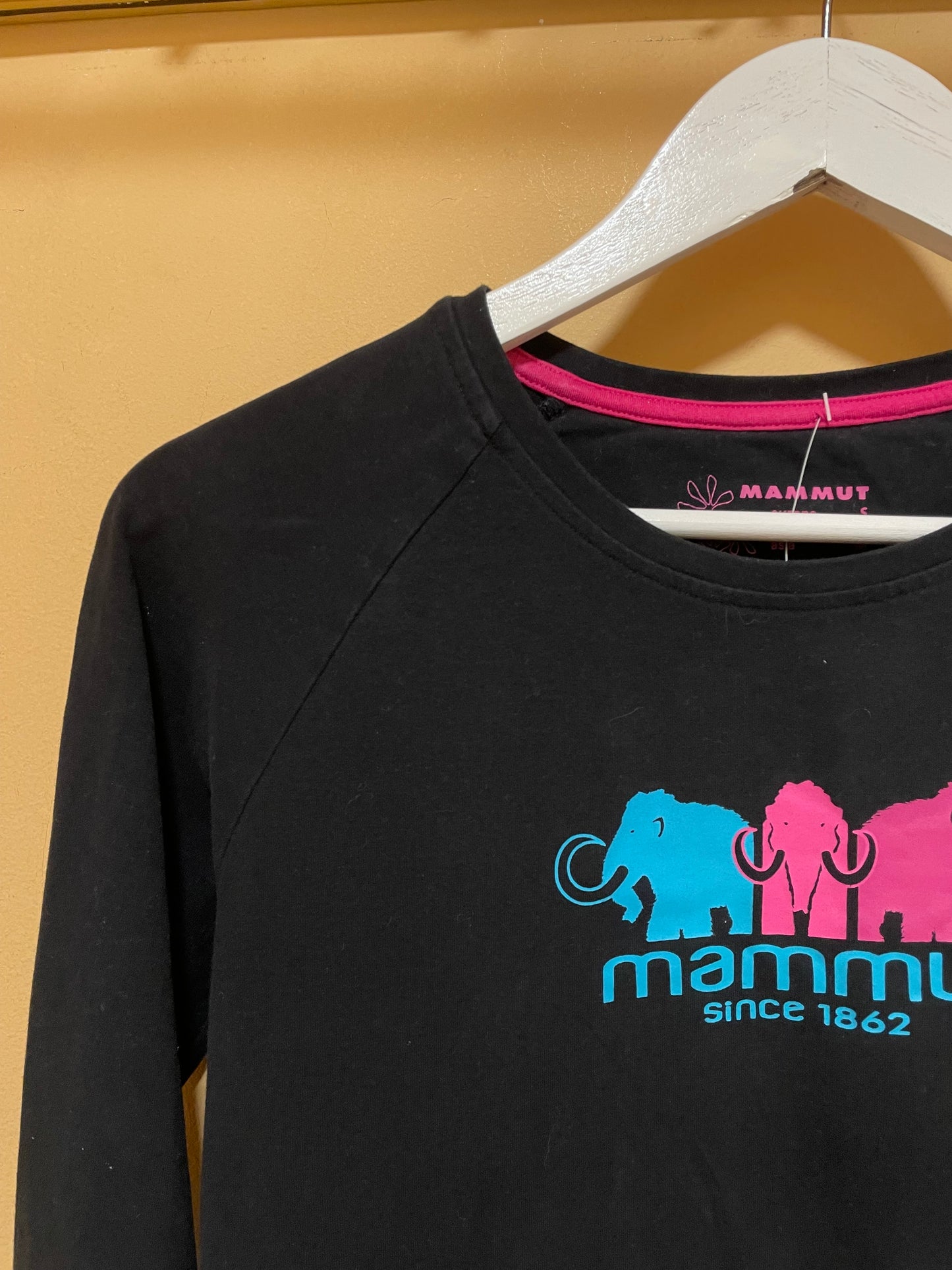 Γυναικεία Σπορ Μπλούζα MAMMUT σε Μαύρο χρώμα (Small)