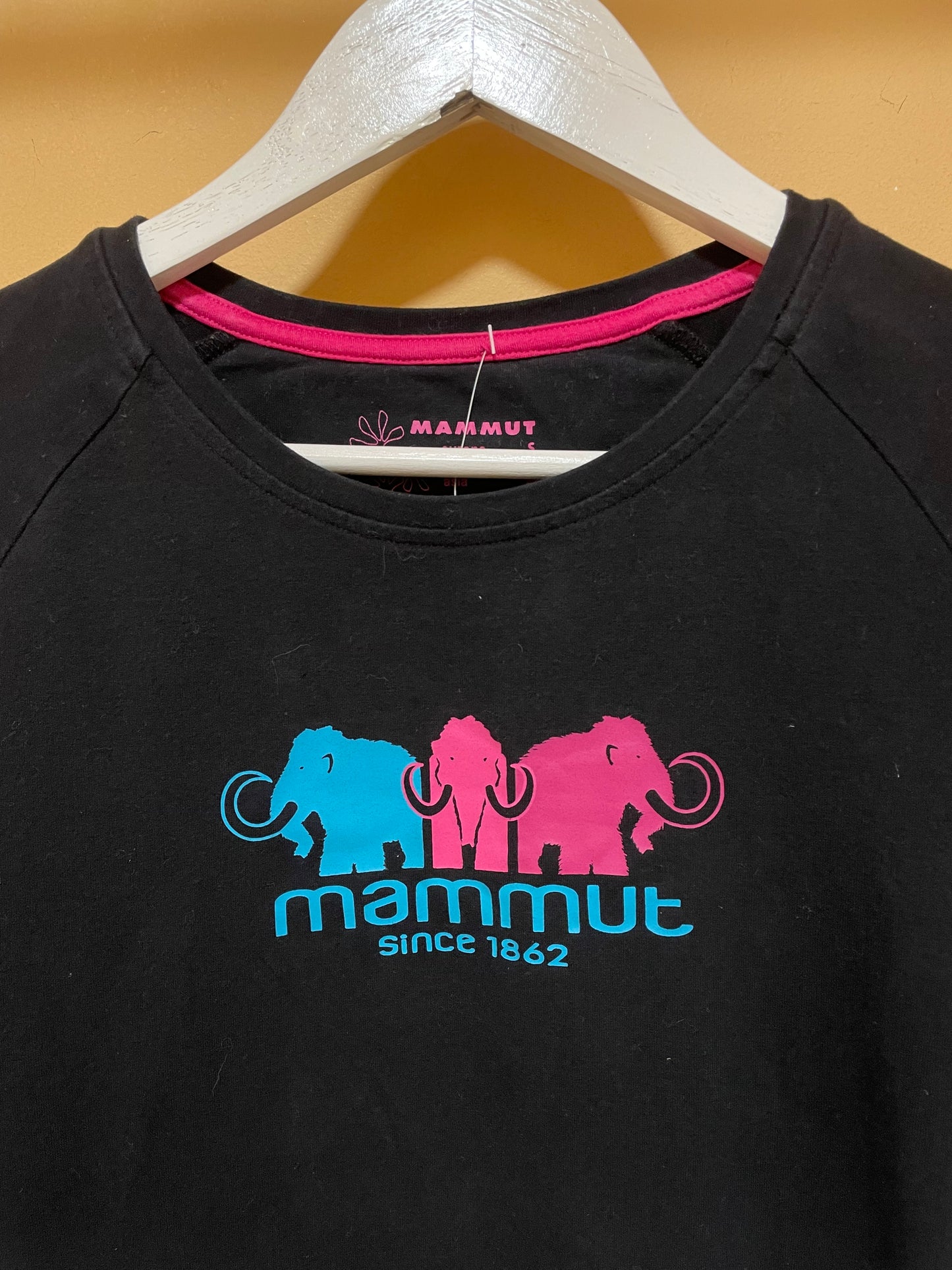 Γυναικεία Σπορ Μπλούζα MAMMUT σε Μαύρο χρώμα (Small)