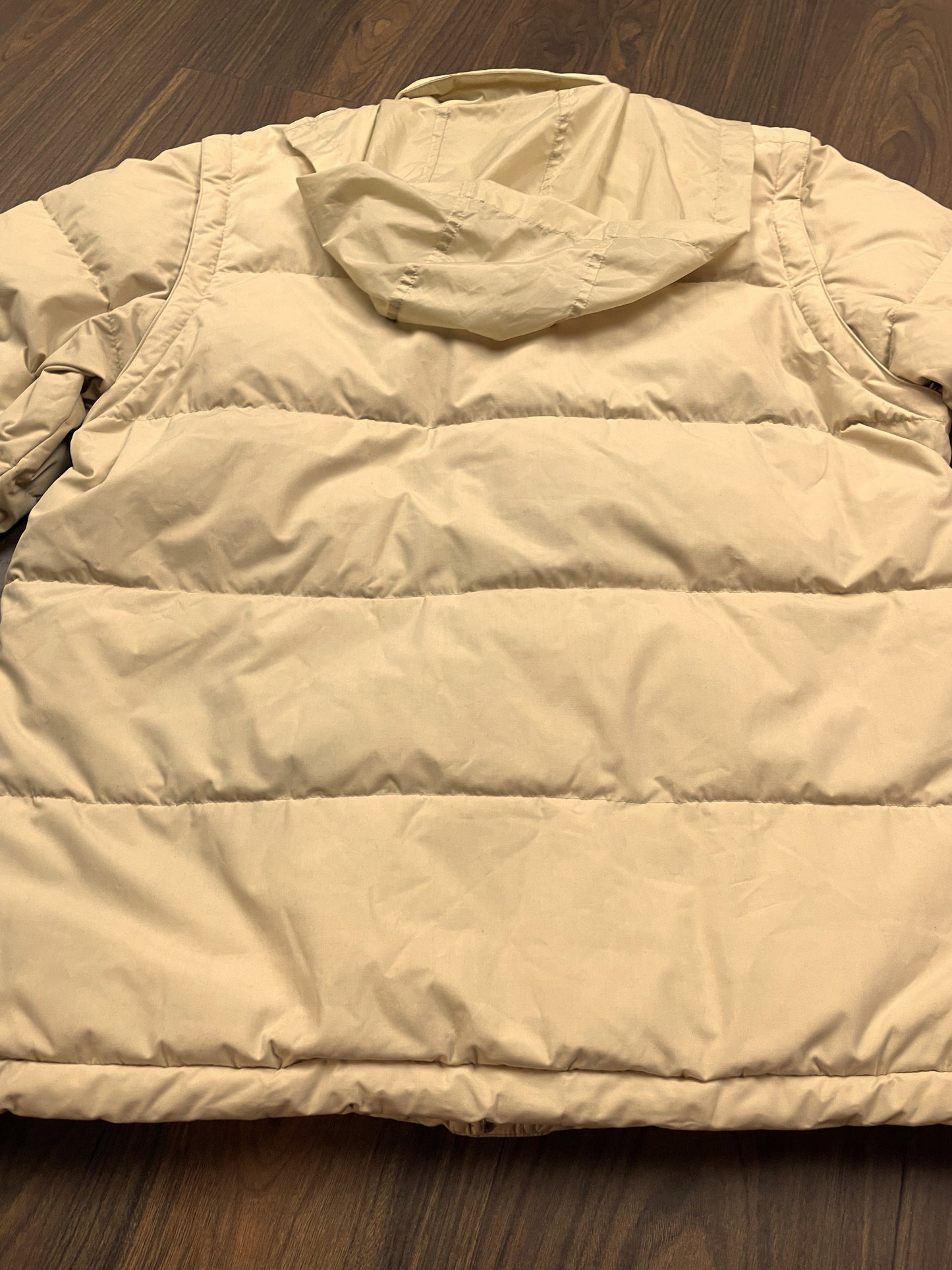 Ανδρικό Μπουφάν με αποσπώμενα Μανίκια SERGIO TACCHINI και Επένδυση από Πούπουλο σε Εκρού χρώμα (Άνετο L)