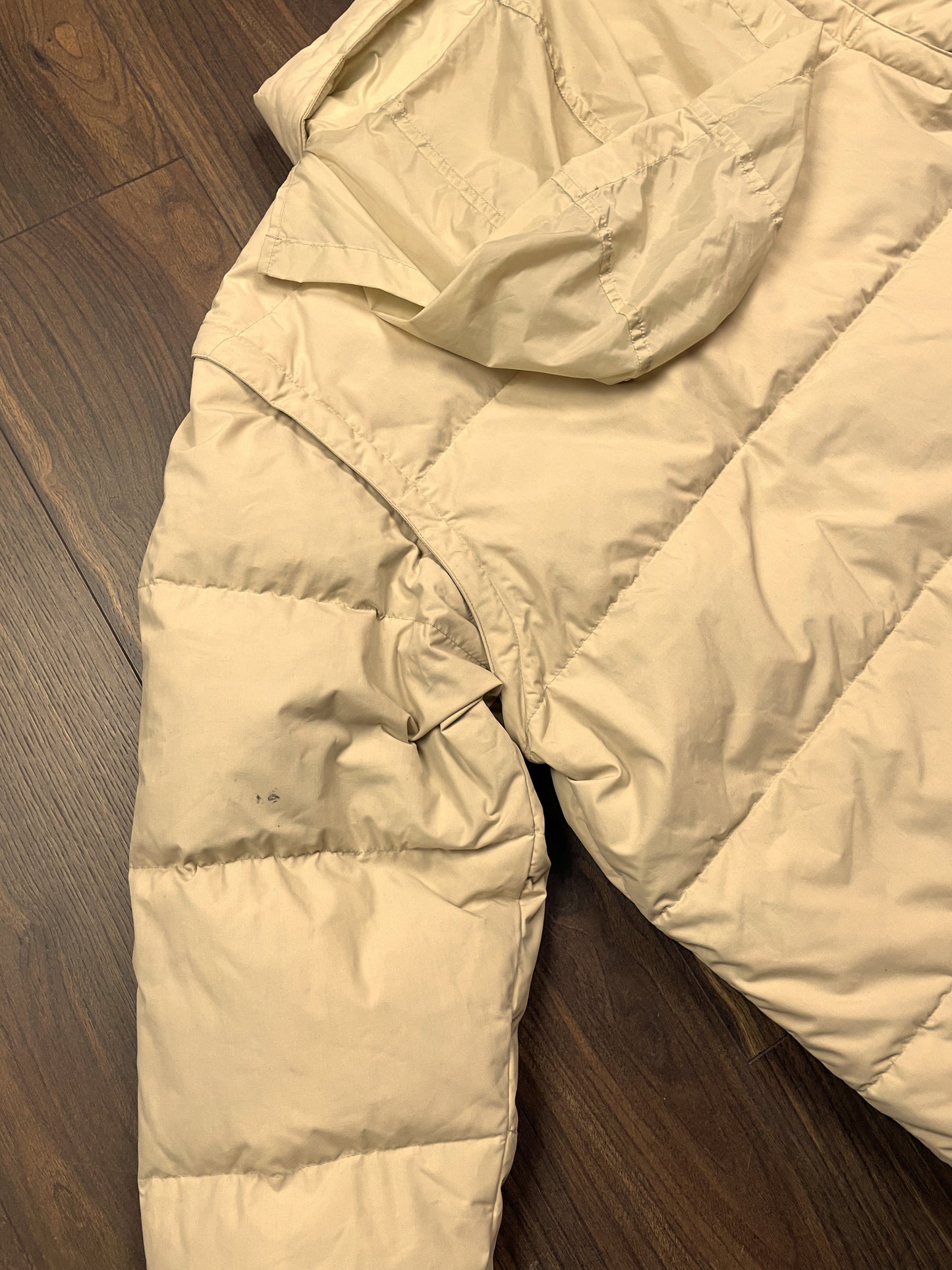 Ανδρικό Μπουφάν με αποσπώμενα Μανίκια SERGIO TACCHINI και Επένδυση από Πούπουλο σε Εκρού χρώμα (Άνετο L)