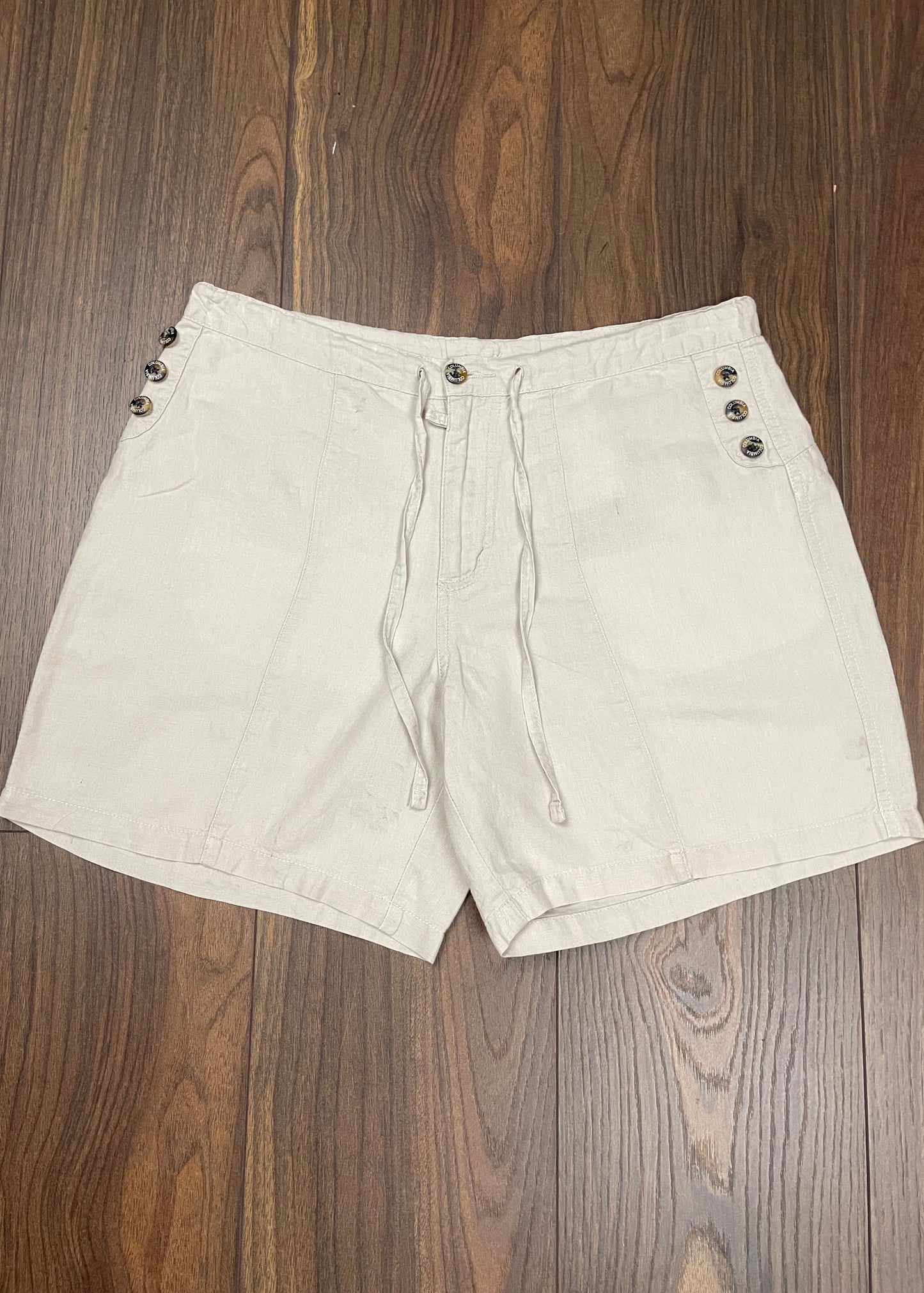 Γυναικείο Σορτς COLUMBIA στο Χρώμα της Άμμου (Small)