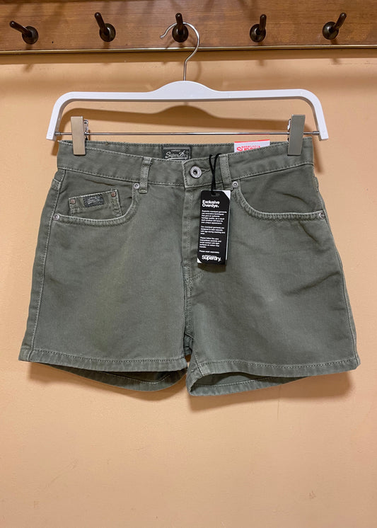 Stock, Γυναικείο Τζιν Σορτς SUPERDRY σε Χακί / Λαδί χρώμα (No W26 - XS)