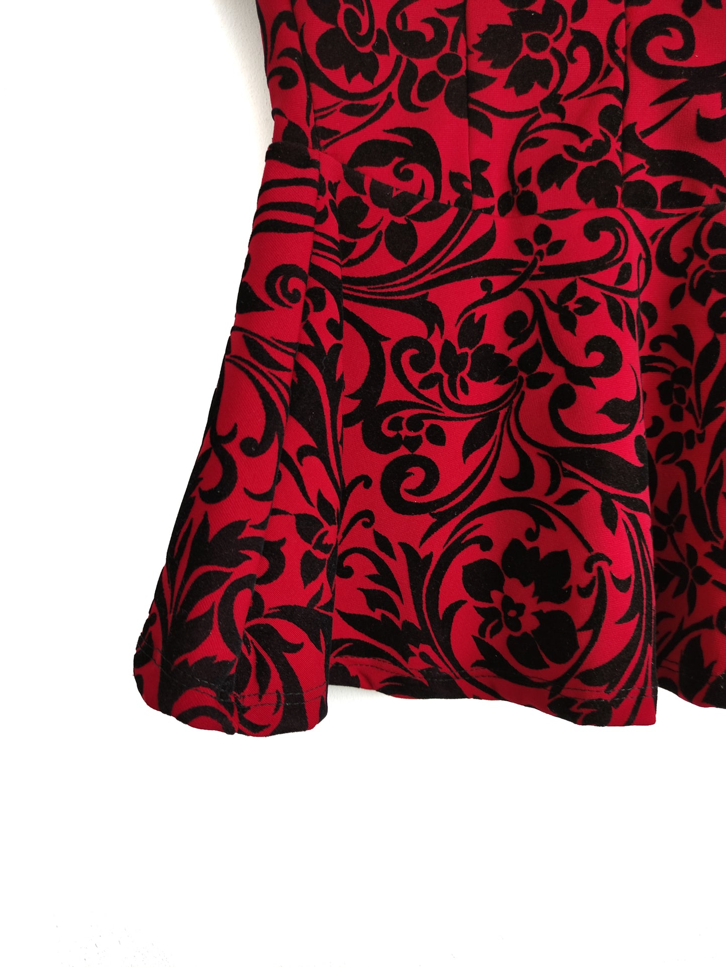 Αμάνικη Γυναικεία Μπλούζα σε Κόκκινο Χρώμα (XS/S)