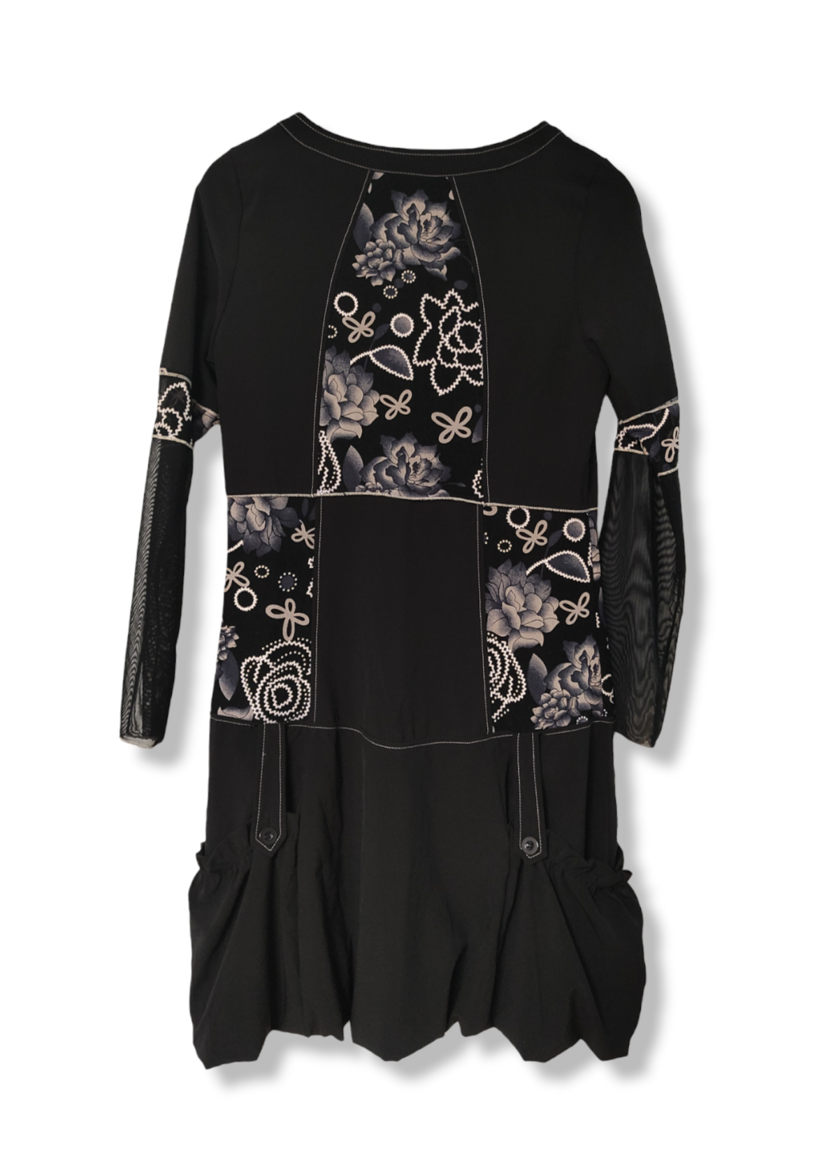 Φόρεμα GLAMZ σε Μαύρο χρώμα με ελαφρύ Φραμπαλά (Medium)
